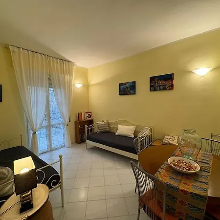 Apartment 5 Terre Express House - Migliarina Isola (Liguria)